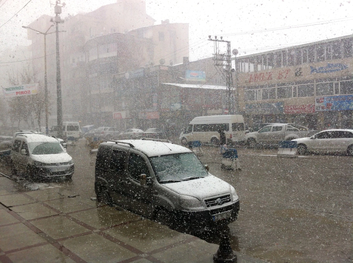 Şırnak\'ta Kar Yağışı