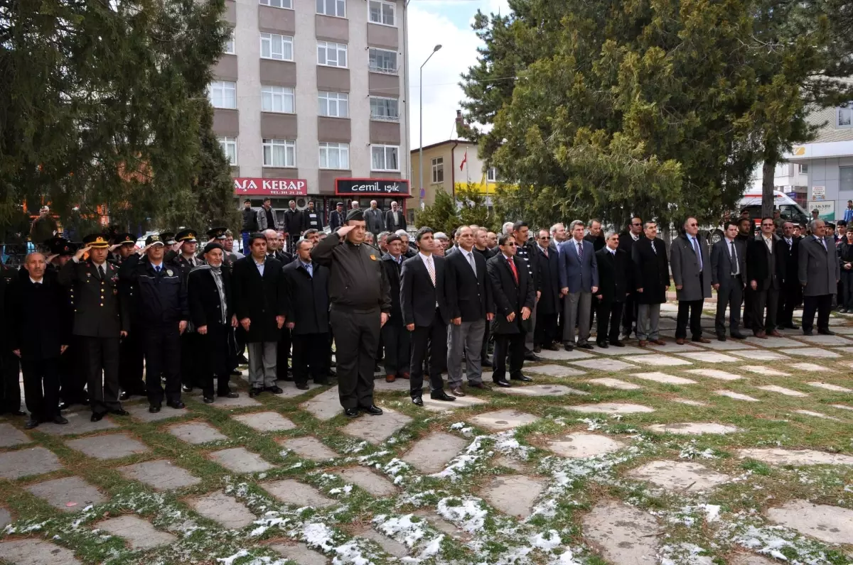 Suşehri\'nde "18 Mart Şehitler Günü" Dolayısıyla Tören Düzenlendi