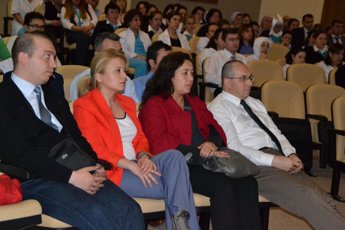 Turgutlu\'da \'Organ Nakli\' Konulu Konferans