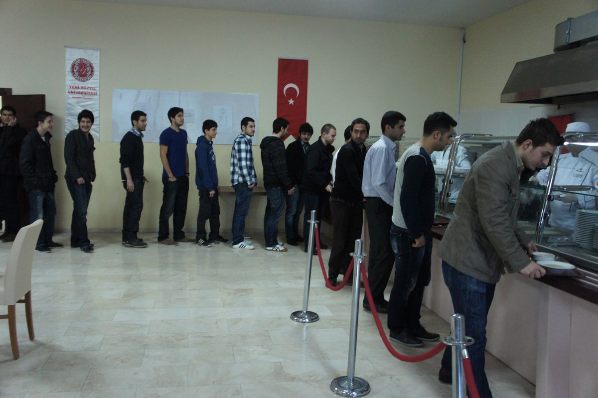 Üniversitelerde Günün Yemeği "Çanakkale Menüsü"