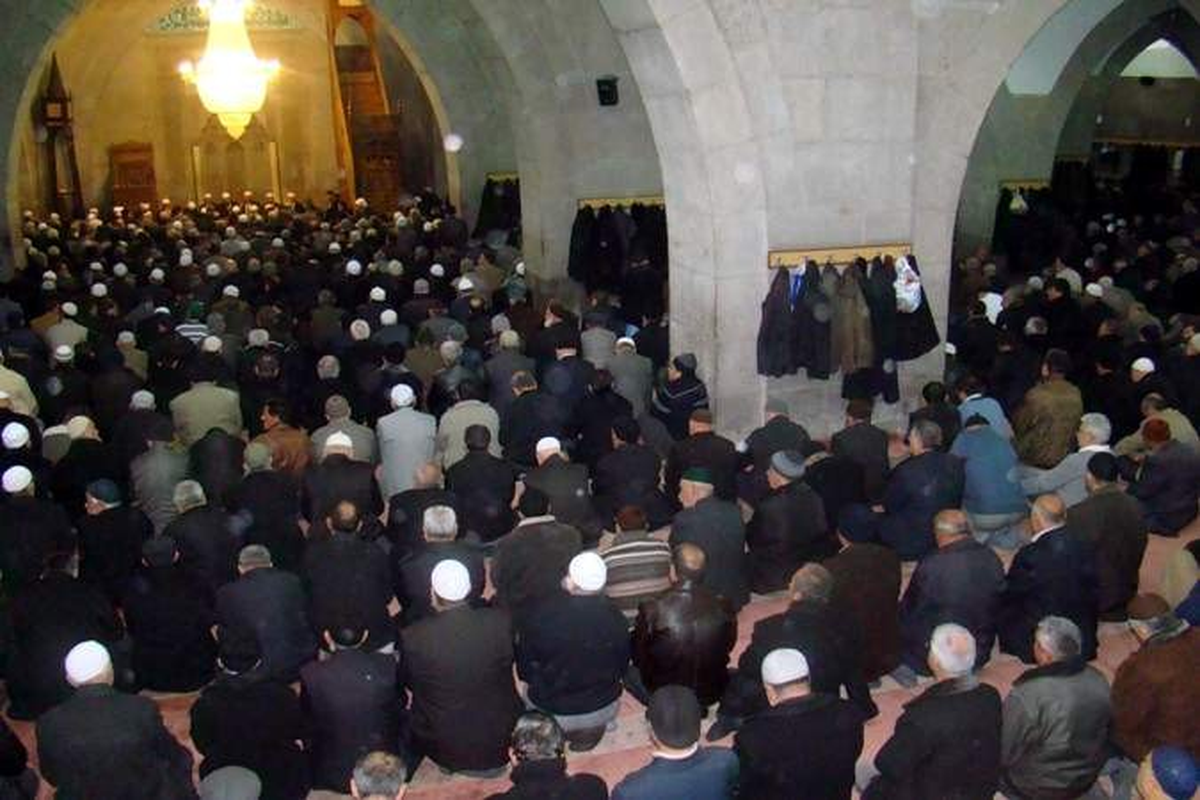 250 Bin Şehide 250 Bin Hatim