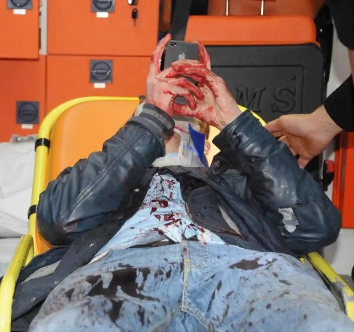 \'Alo Kız Arkadaşlarımız Öldü\'