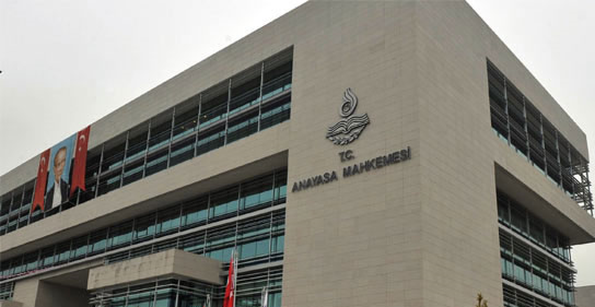 Anayasa Mahkemesi\'de Yeni Düzenleme
