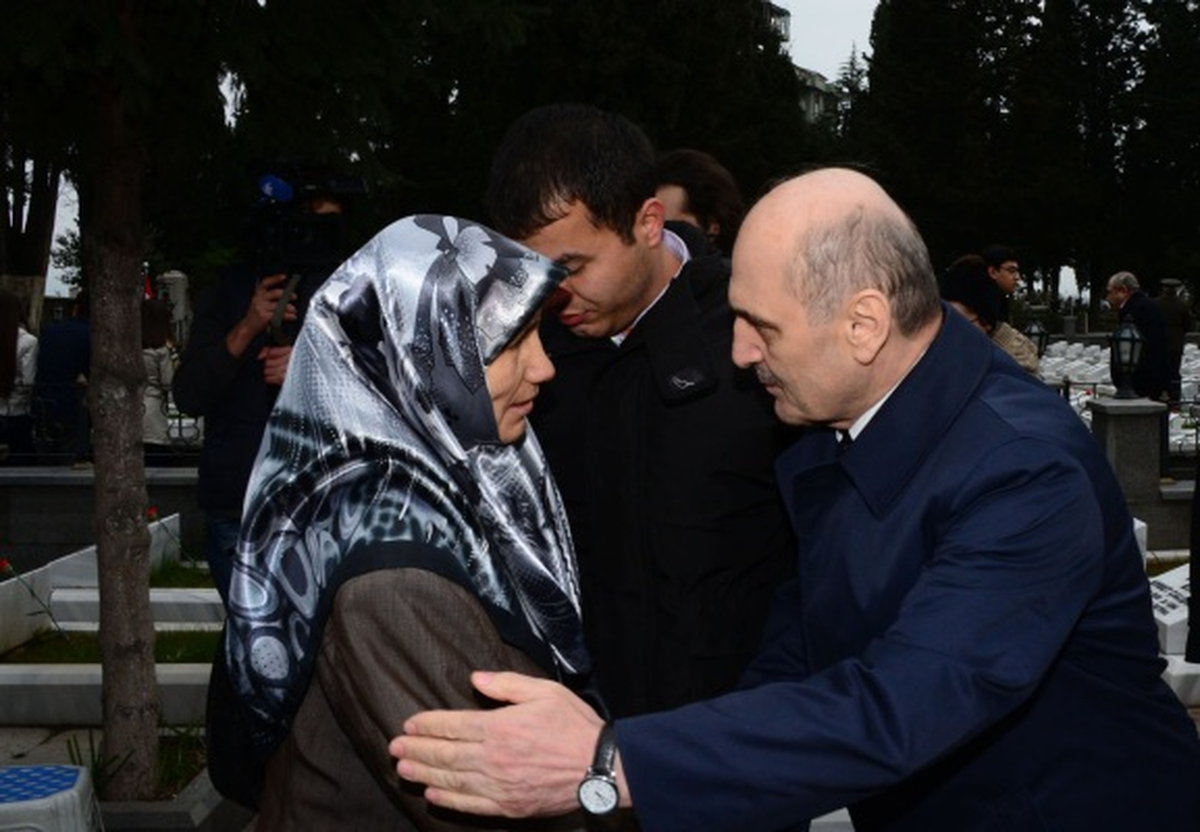 Bayraktar: Şehitler Tarihimizin Kalbidir