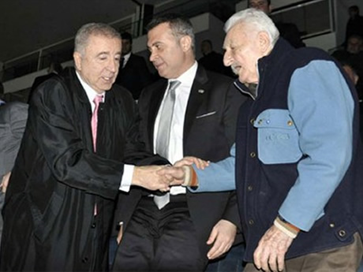 Ünal Aysal\'dan Sürpriz Ziyaret