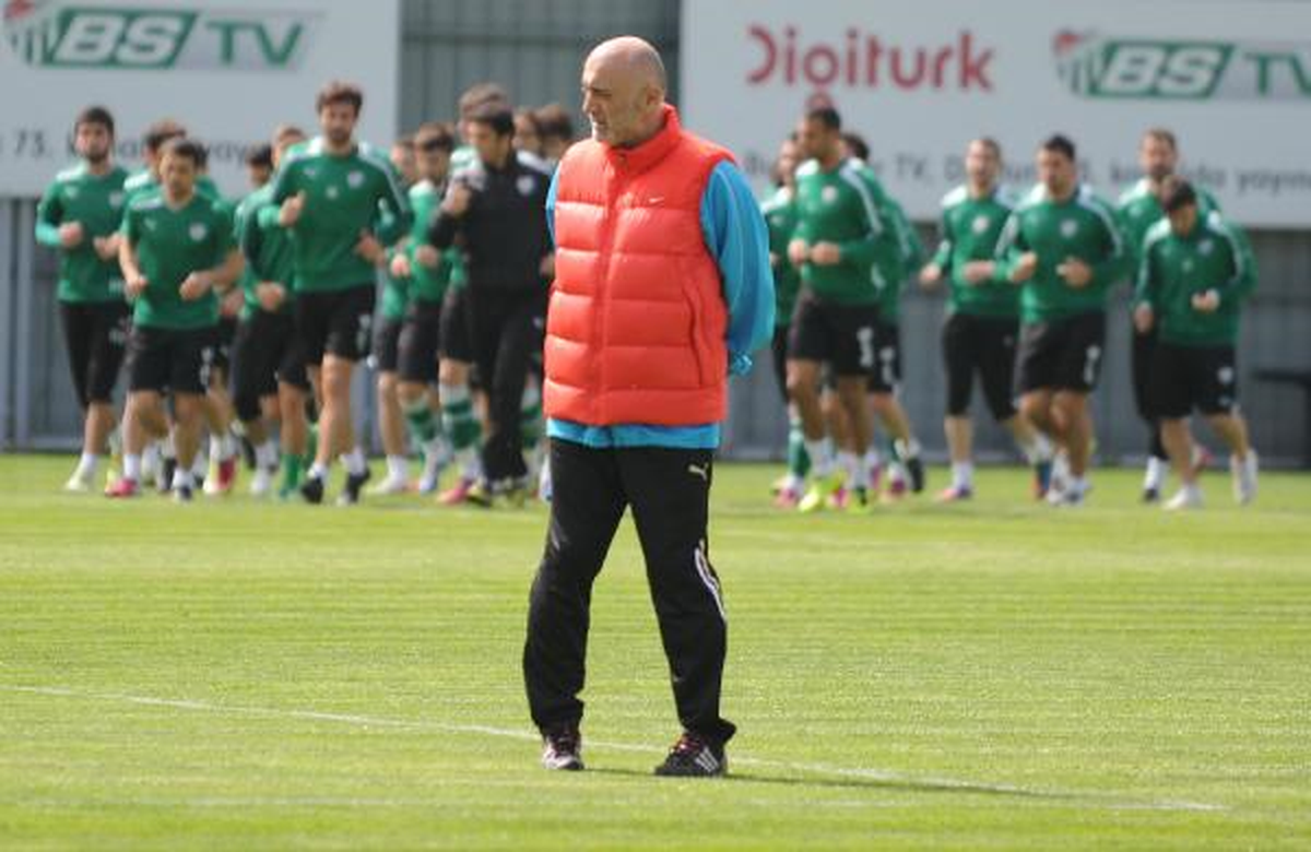 Bursaspor\'da Müzik Eşliğinde Atrenman
