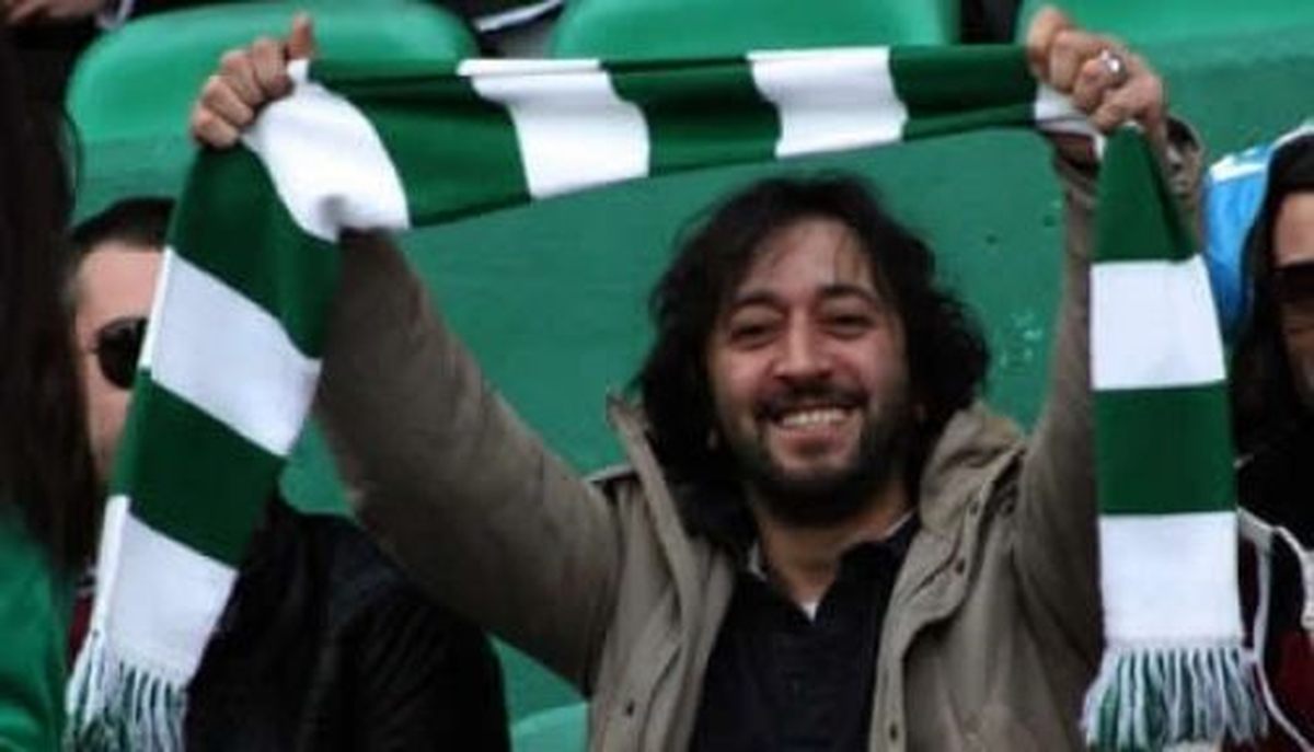 Bursaspor Marşı Fettah Can\'dan