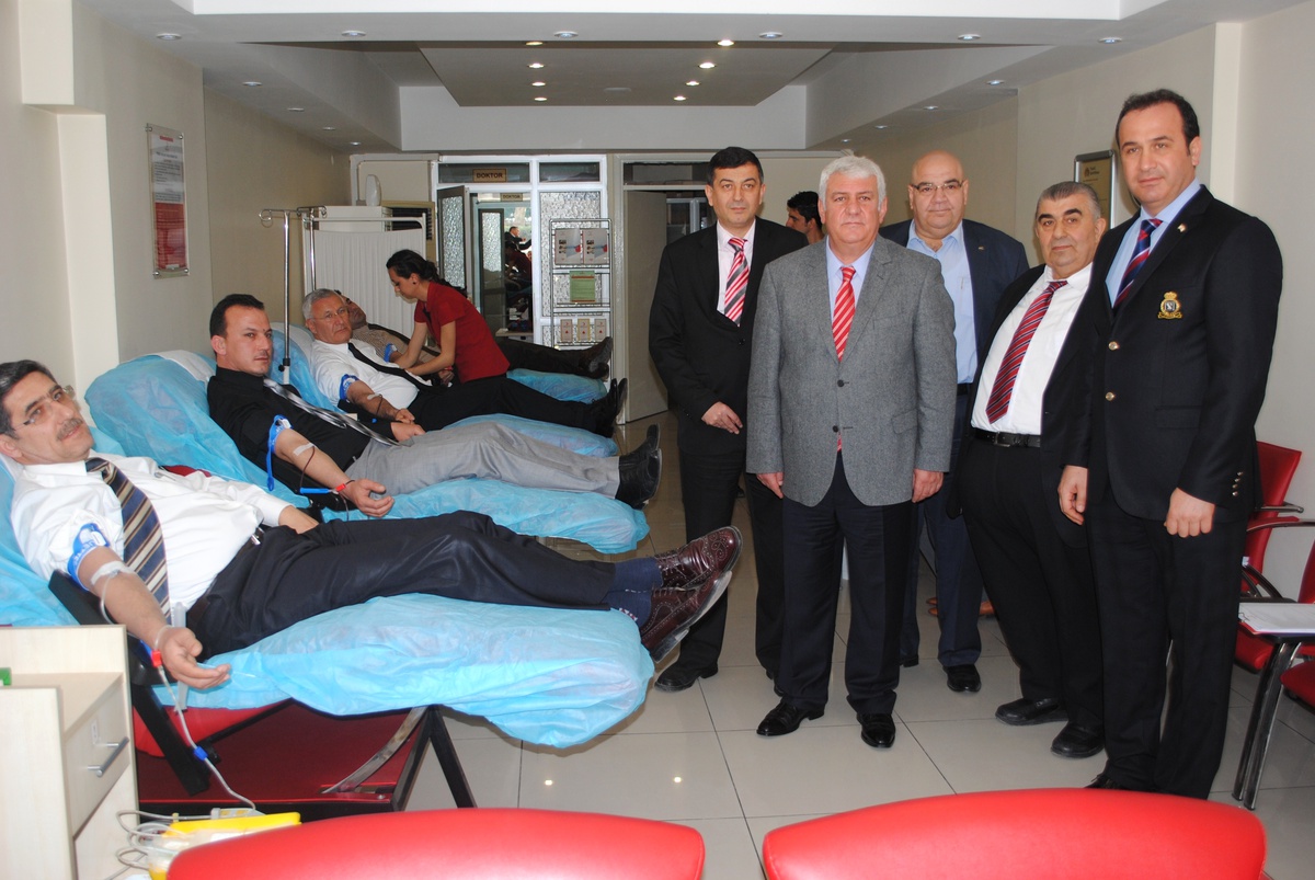 Çanakkale Zaferi\'nin Yıldönümünde Kan Bağışı Kampanyası