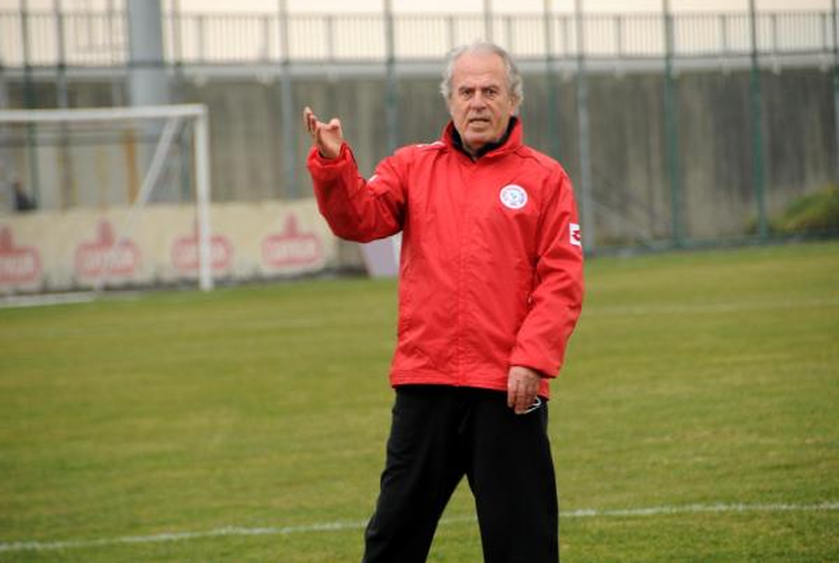 Başarmak Zorundayız