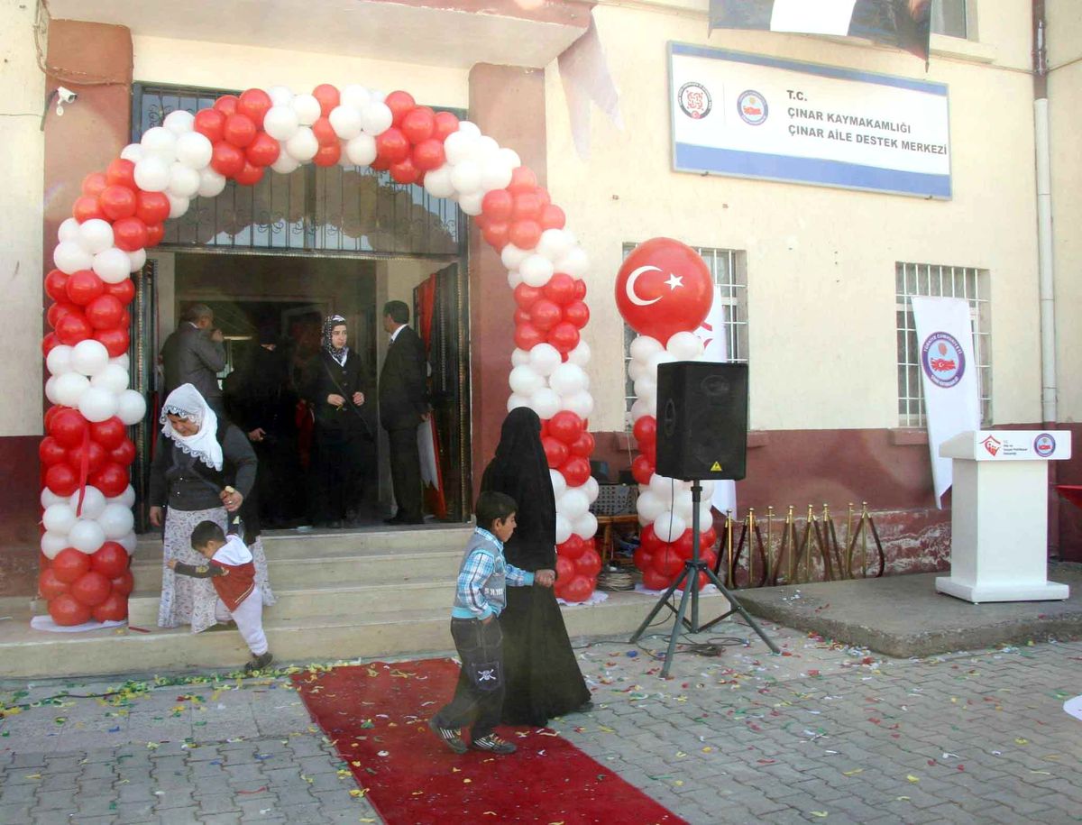 Çınar\'da Aile Destek Merkezi Açıldı