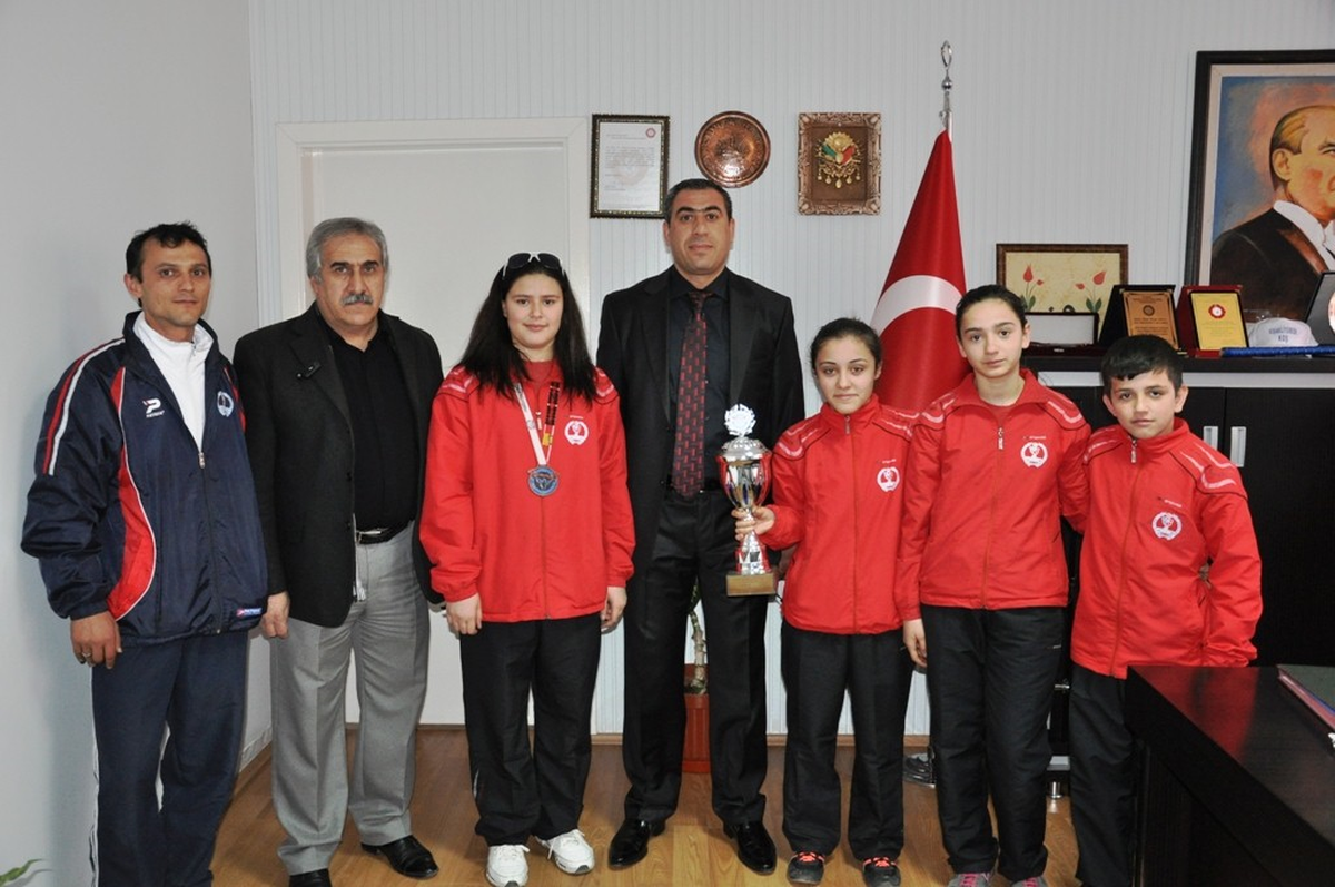 Düzce\'de Halterin Geleceği Var
