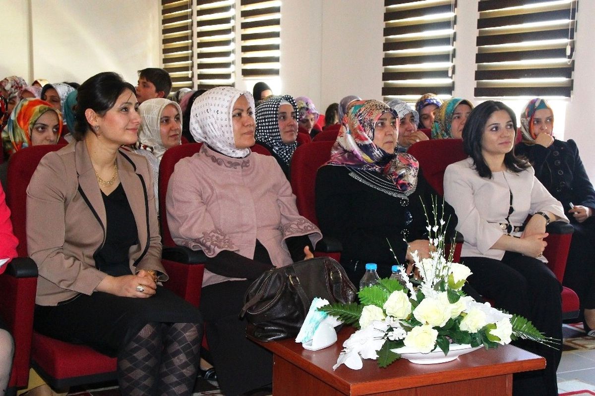 Erciş\'te Gönül Elçileri Göreve Hazır