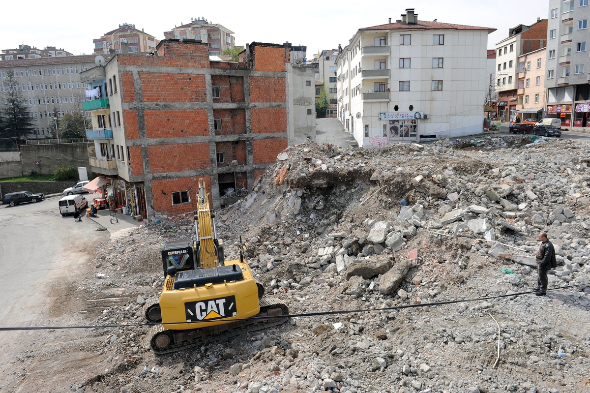 Erdoğdu Yolu\'nda Kamulaştırmalar Tamamlandı