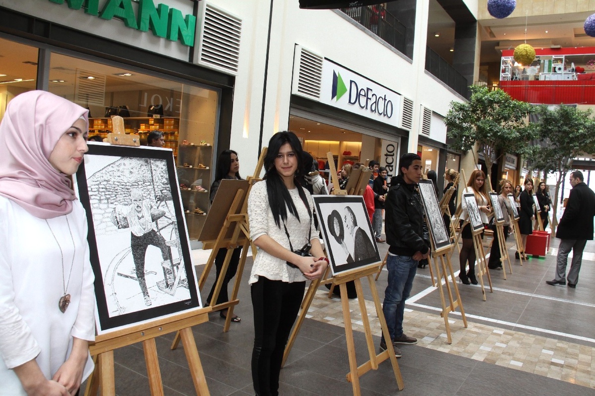 Hacı Bektaş Veli Myo Öğrencilerinden "Metrekareye 10 Bin Nokta Düştü" Resim Sergisi