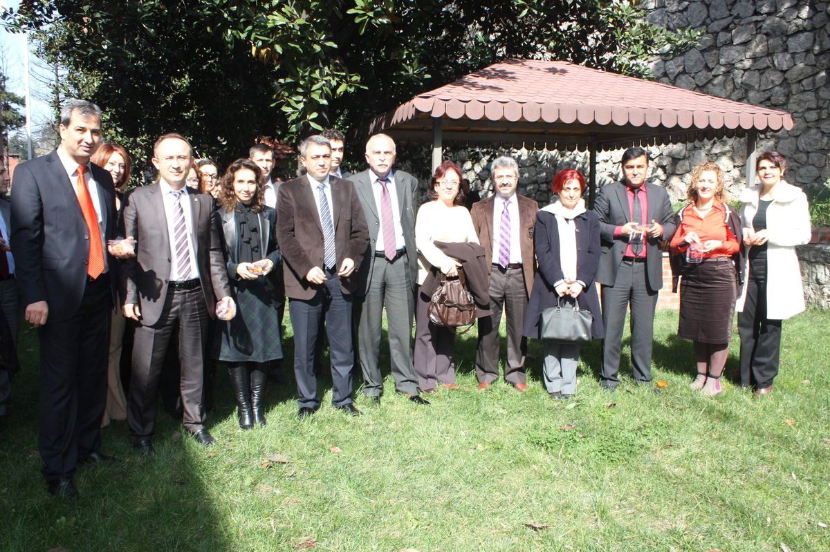 Halk Sağlığı Müdürlüğü Kuruluş Yıldönümünü Lokma Yiyerek Kutladı