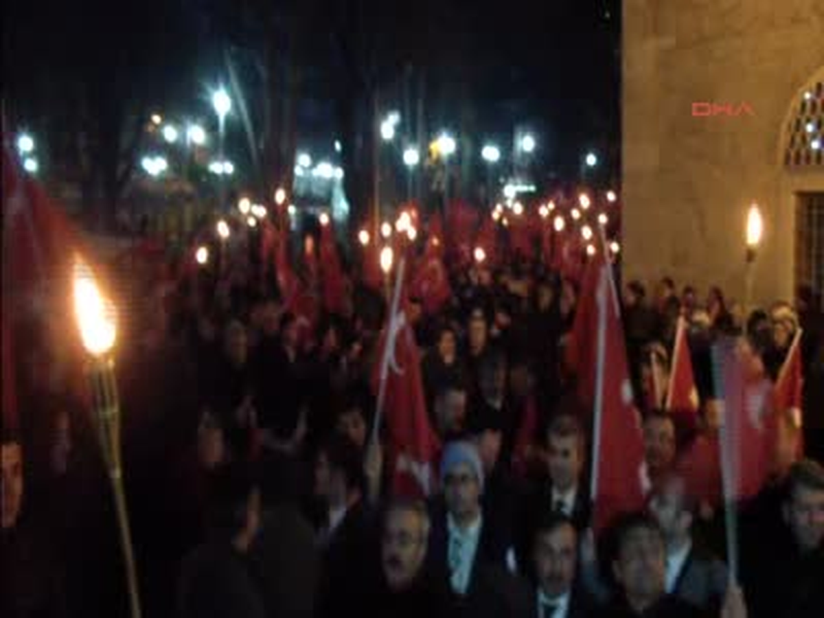 Kastamonu\'da 2 Bin Kişi Şehitler İçin Yürüdü Sen İl Temsilciliği Tarafından 18 Mart Çanakkale...
