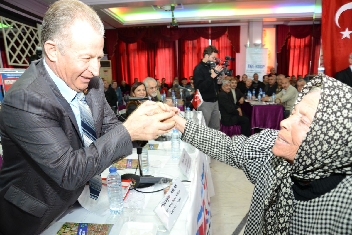Kentsel Dönüşümü Anlatan Aslan\'ı Gültepe\'de 2 Bin Karşıladı