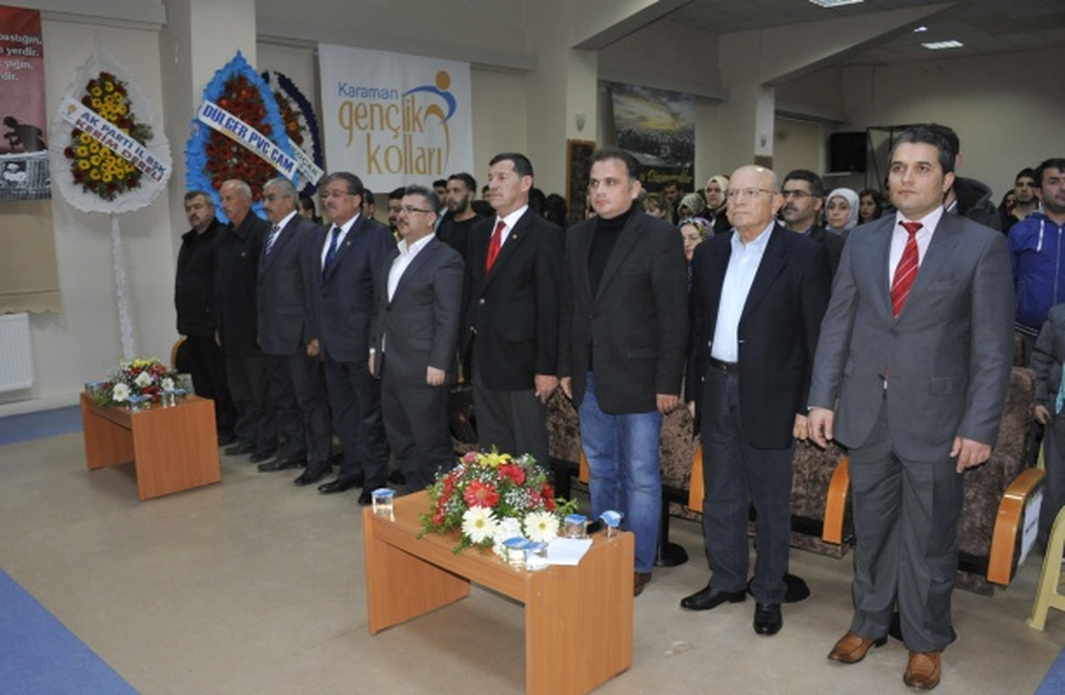 Şehitleri Anma Programı Göz Doldurdu