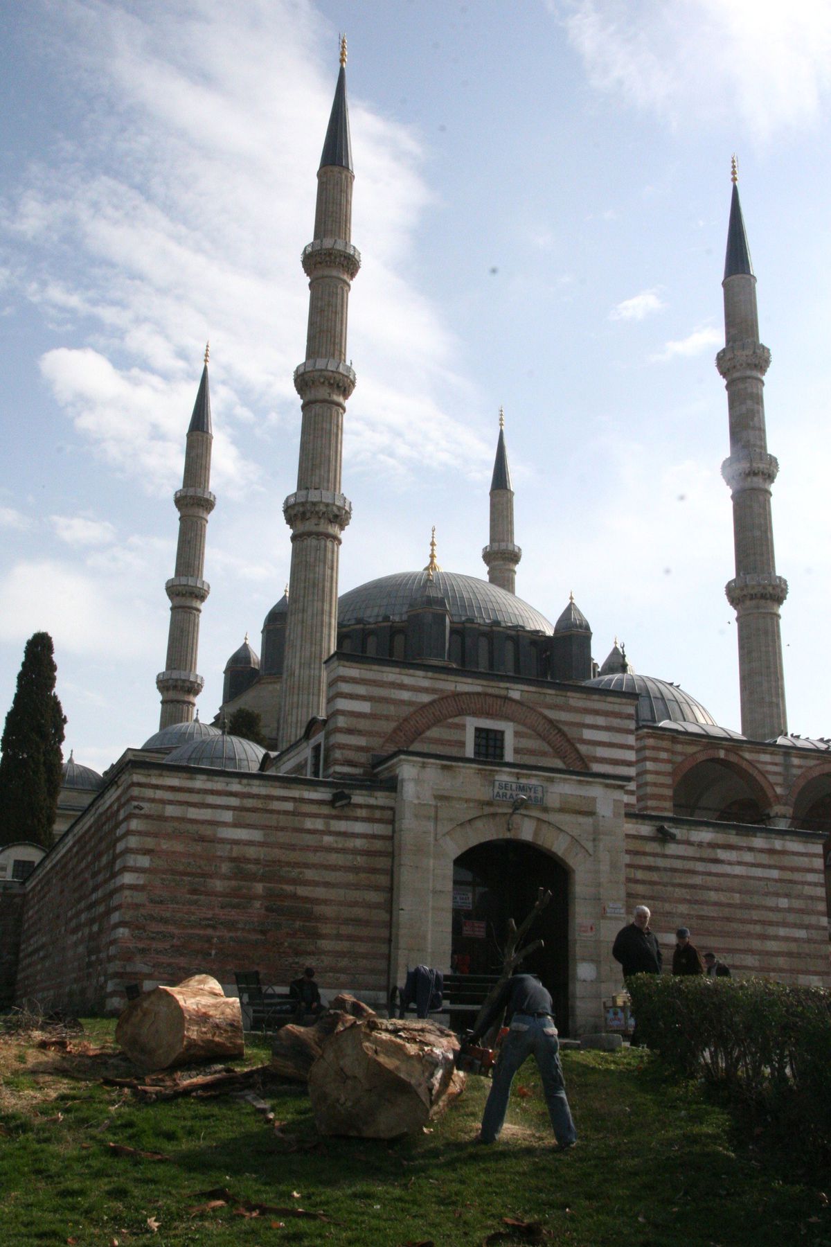 Selimiye Meydanına Düzenleme
