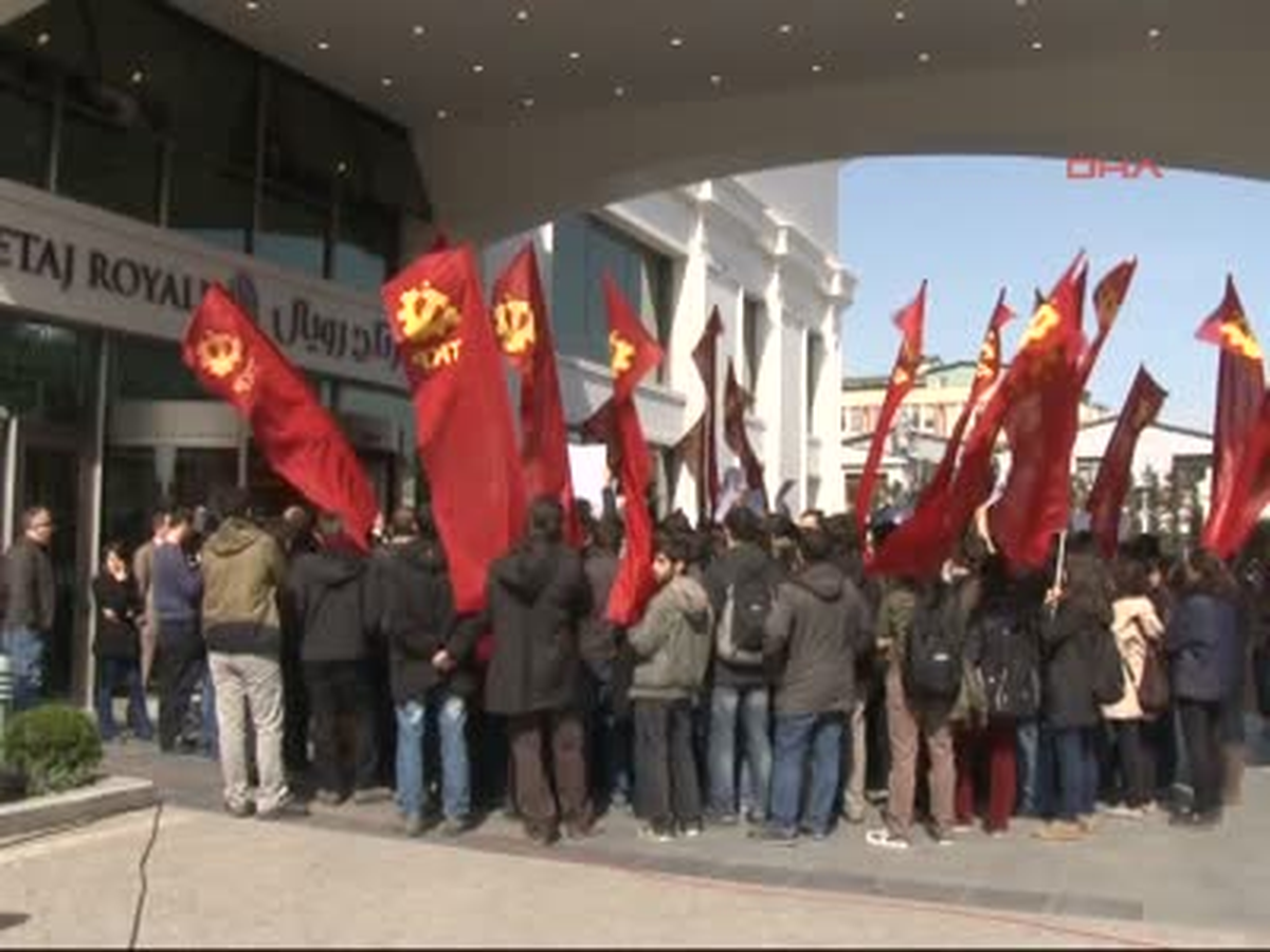 Suriye Muhalefetine Protesto