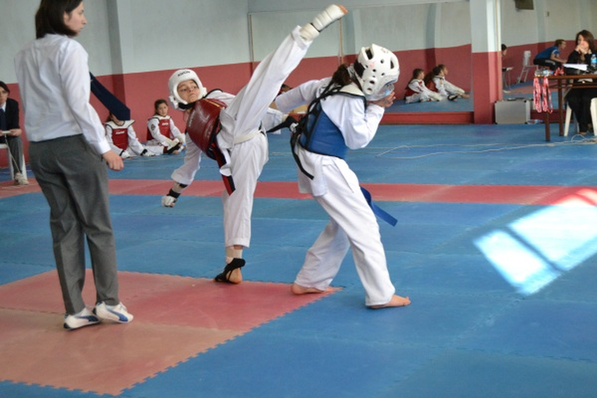 Taekwondo da Minikler Göz Doldurdu