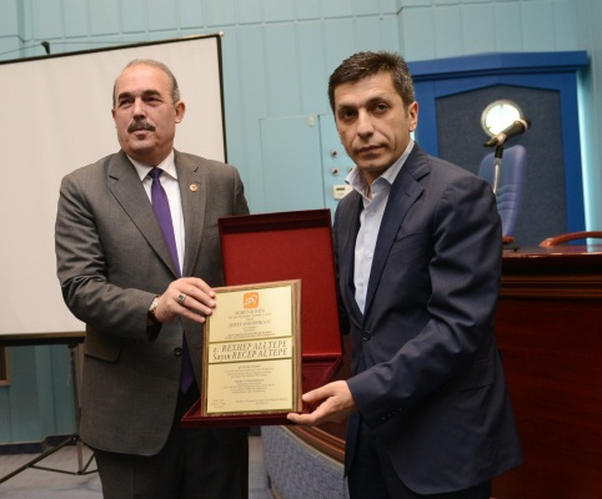 Üsküp´ten Başkan Altepe´ye Fahri Hemşehrilik Beratı