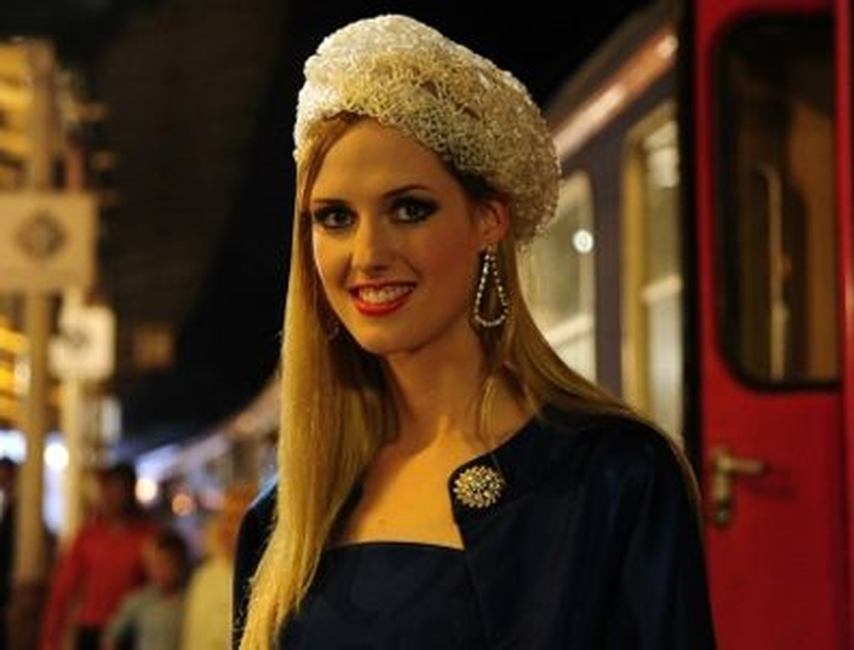 Wilma Elles "Ateş" Kadınını Temsil Edecek
