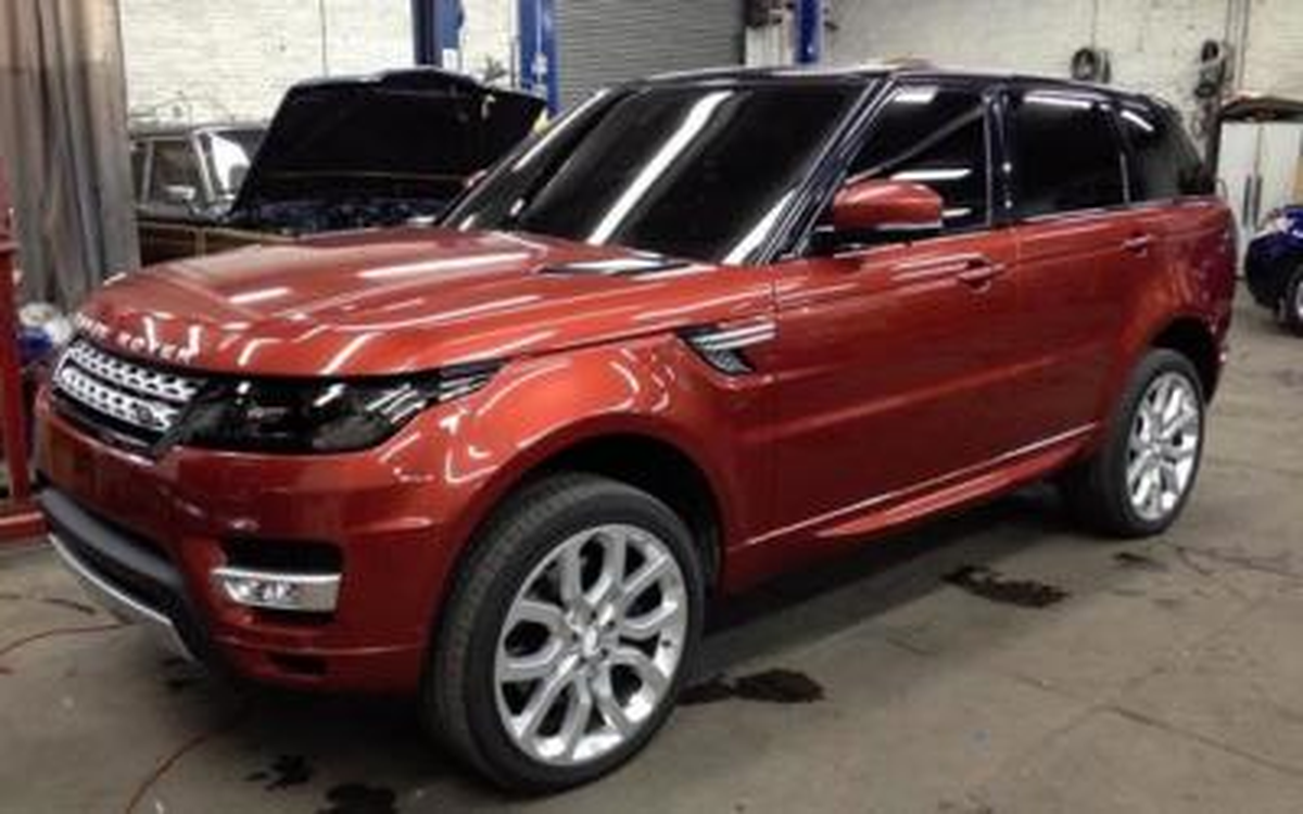 2014 Range Rover Sport Yüzünü Gösterdi