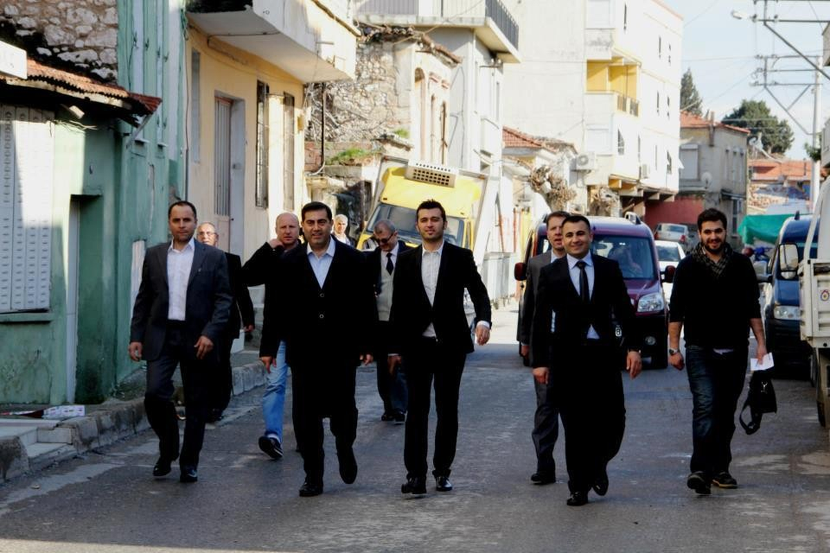 Ak Parti, \'Karınca Modeli\' Çalışmasına Devam Ediyor