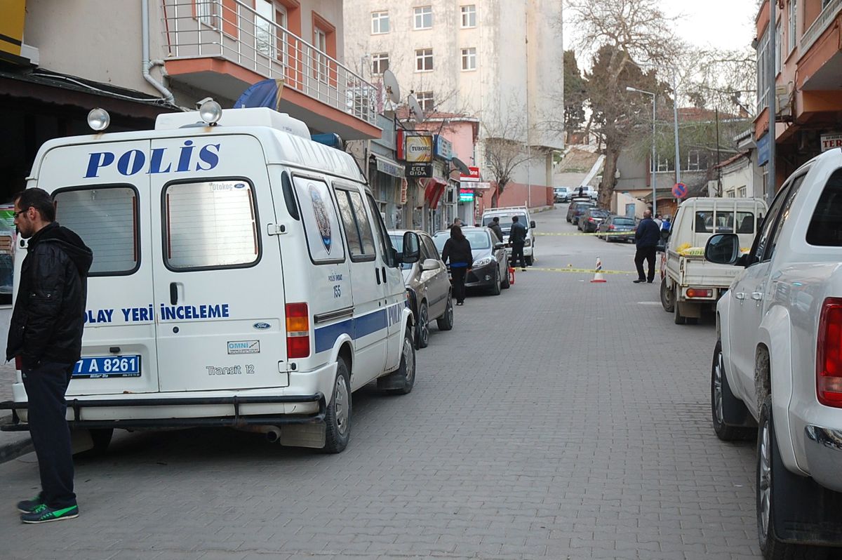 Alacak Kavgasında Kan Aktı