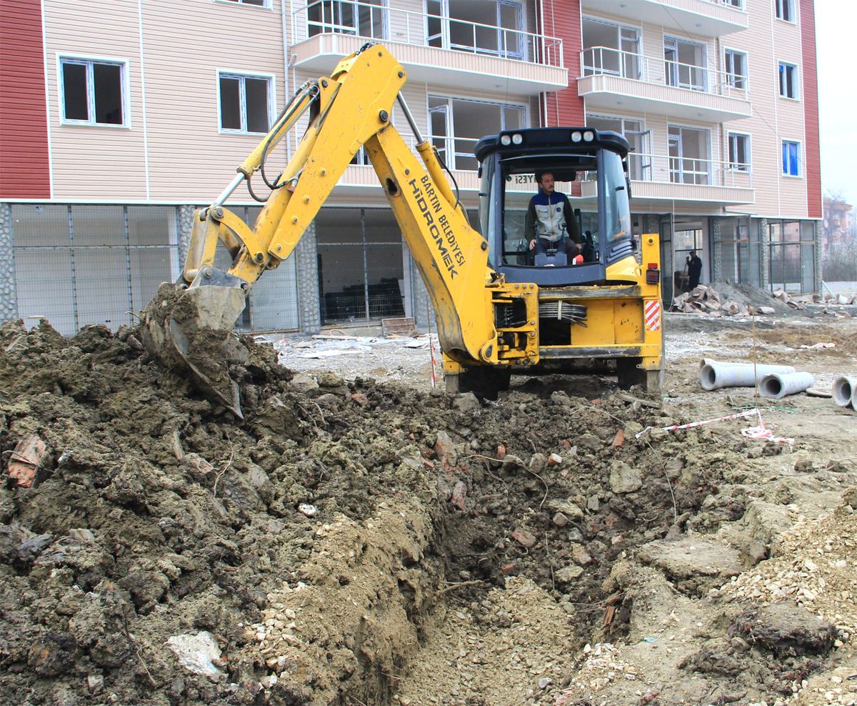 Bartın Belediyesi Alt Yapı Gereksinimlerini Karşılamaya Devam Ediyor