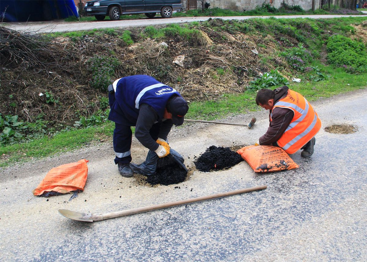 Bartın Belediyesi\'nden Yollara Revizyon