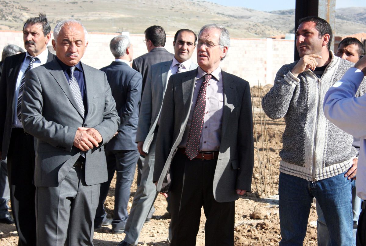 Belediye Başkanı Acar Fabrika Sahasını İnceledi