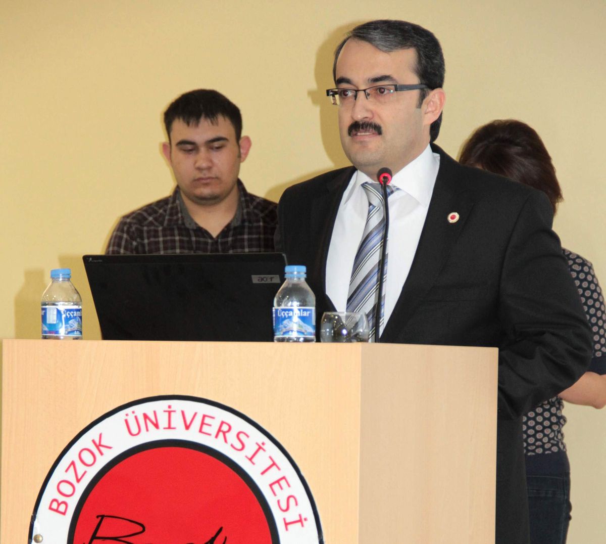 Bozok Üniversitesi Yaşlılık ve Osteoporoz Konulu Sempozyum Düzenledi