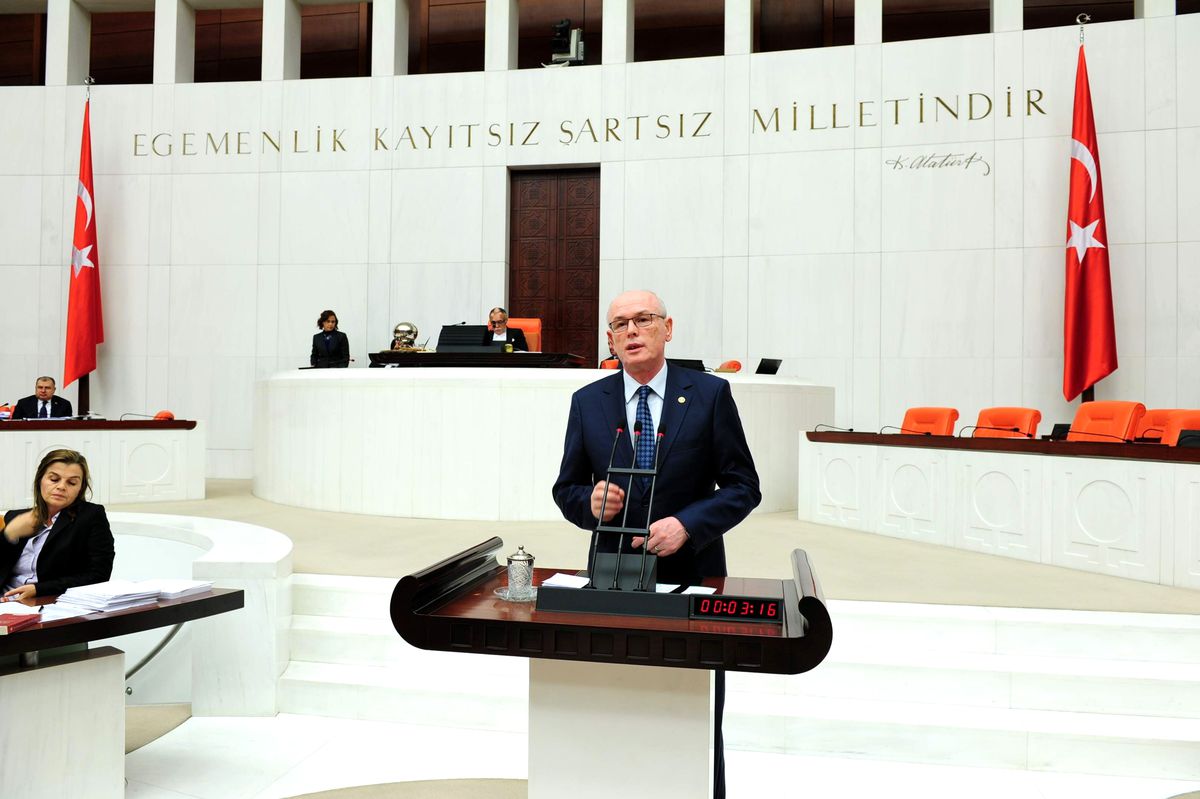 CHP\'li Kurt\'tan Bakan Yıldız\'a Soru Önergesi