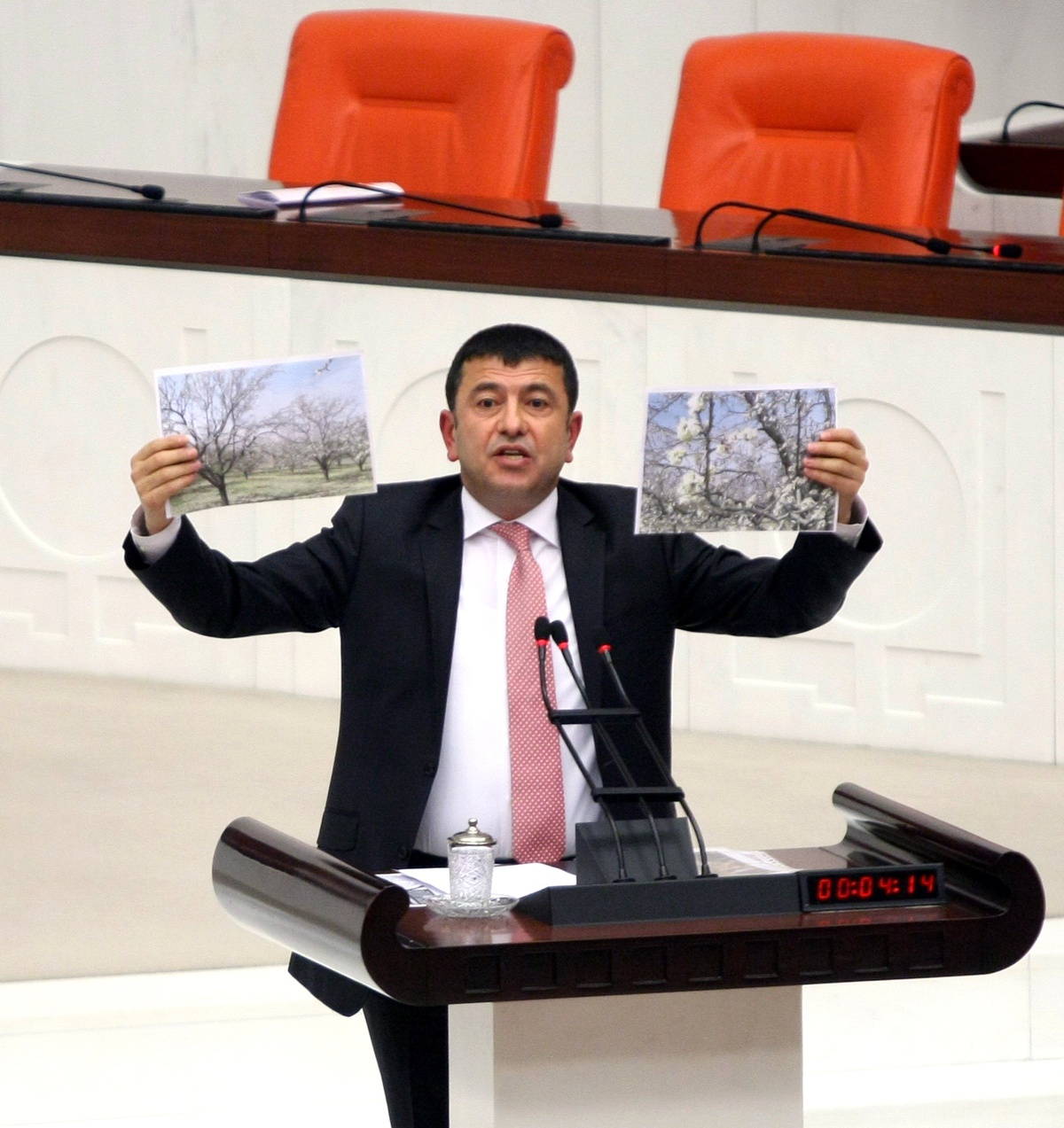 CHP Milletvekili Veli Ağbaba, Don Vuran Kayısıyı TBMM Gündemine Taşıdı