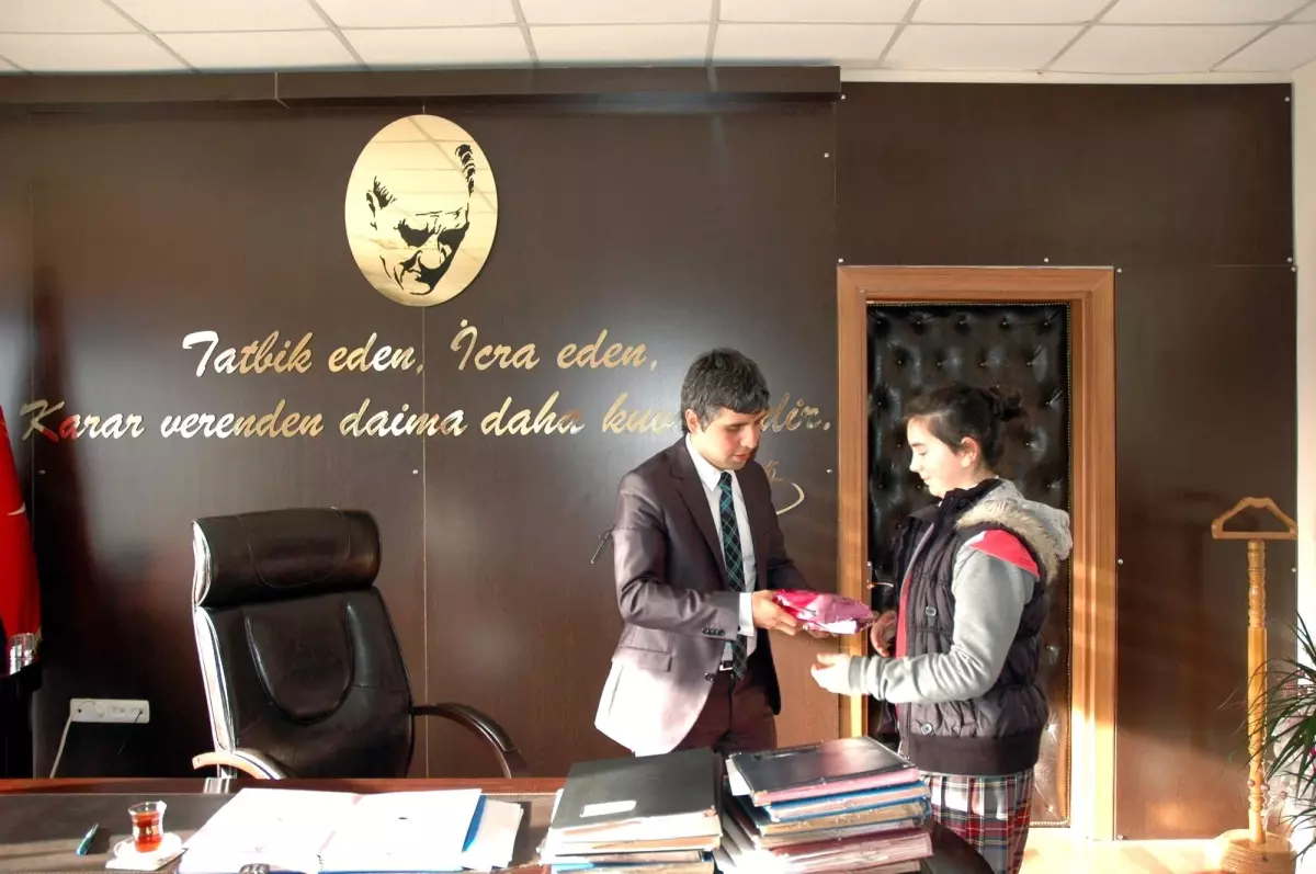 Deprem Haftası Etkinlikleri Kompozisyon Birincisi Ödülünü Aldı