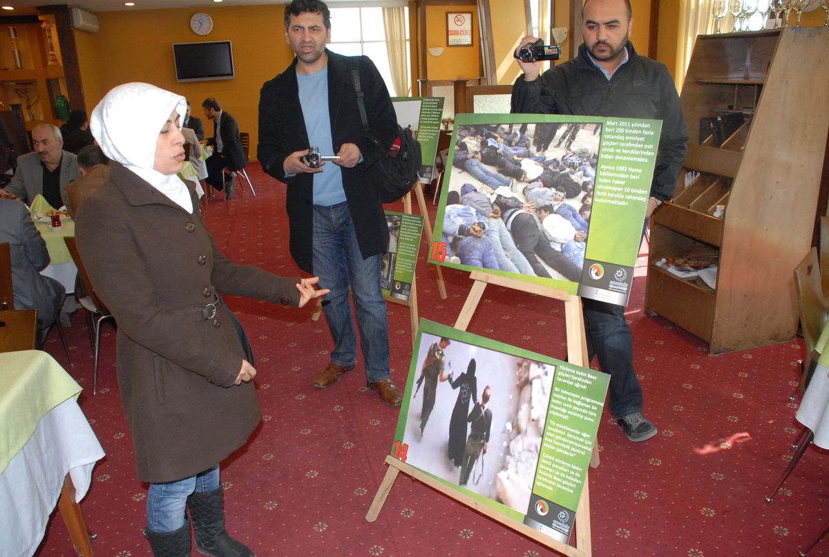 Elbistan\'da "Suriye" Fotoğraf Sergisi Açıldı