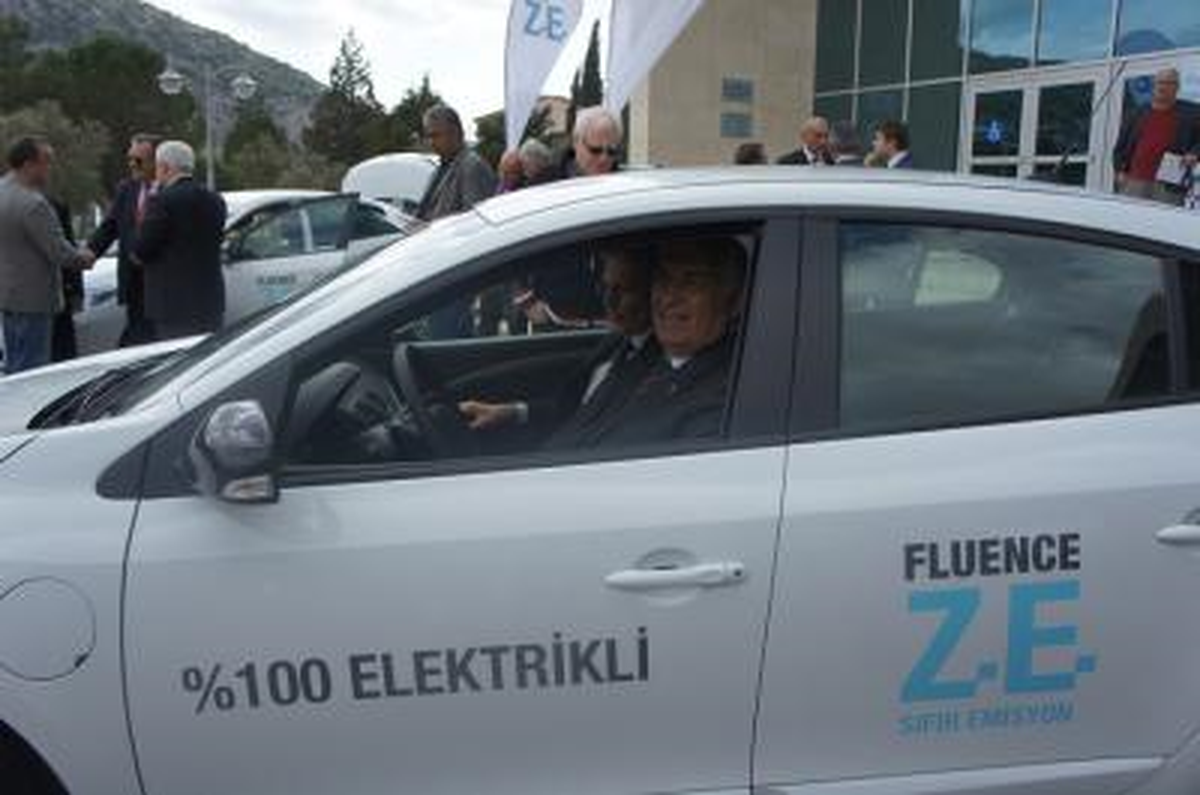 Fluence Z.e. Roadshow Muğla ile Start Verdi