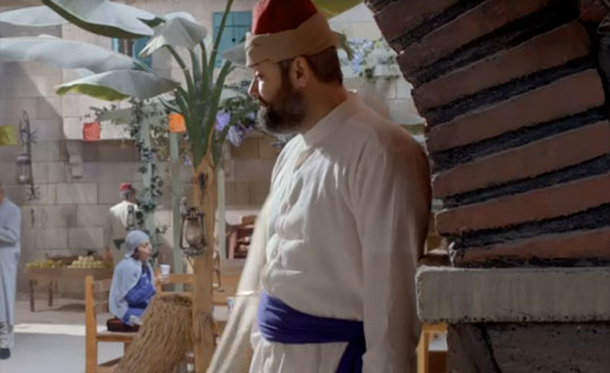 Harem\'de Küçük Esat Hafızasını Kaybediyor - İzle !