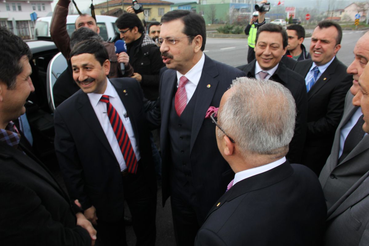 Hisarcıklıoğlu, Saldırıyı Kınadı