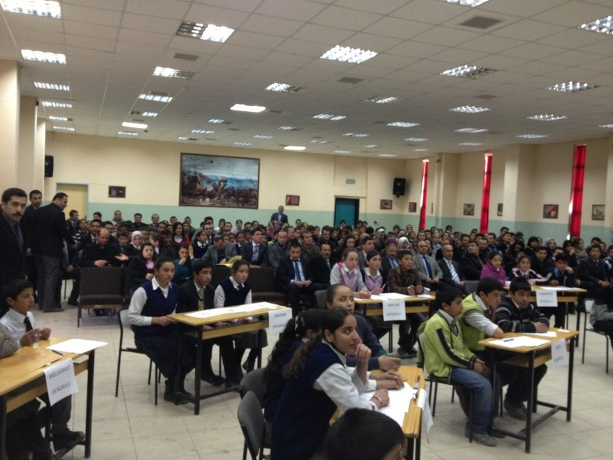 Karaçoban\'da Okullar Arası Bilgi Yarışması