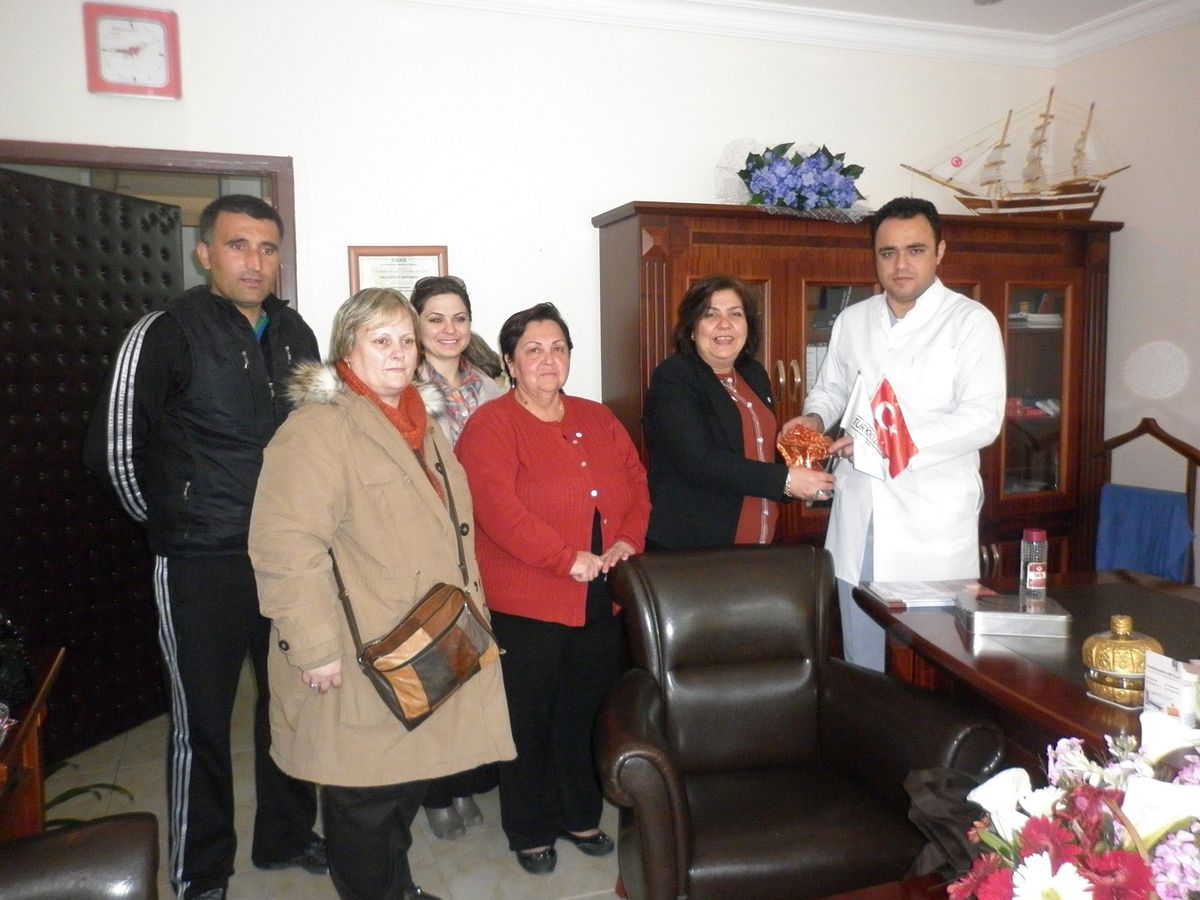 Kızılay, Urla Devlet Hastanesi\'ni Ziyaret Etti