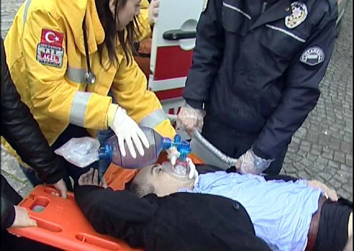 Köprüden Atladı, Hastanede Öldü