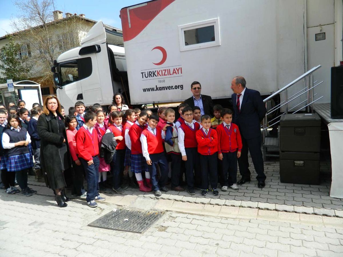 Öğrencilerden Kan Kampanyası