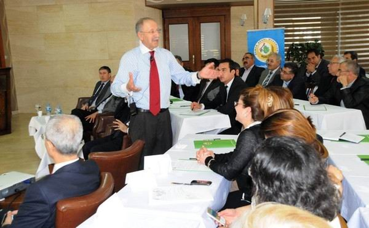 Orman Bölge Müdürlüğü Semirleri Sürüyor