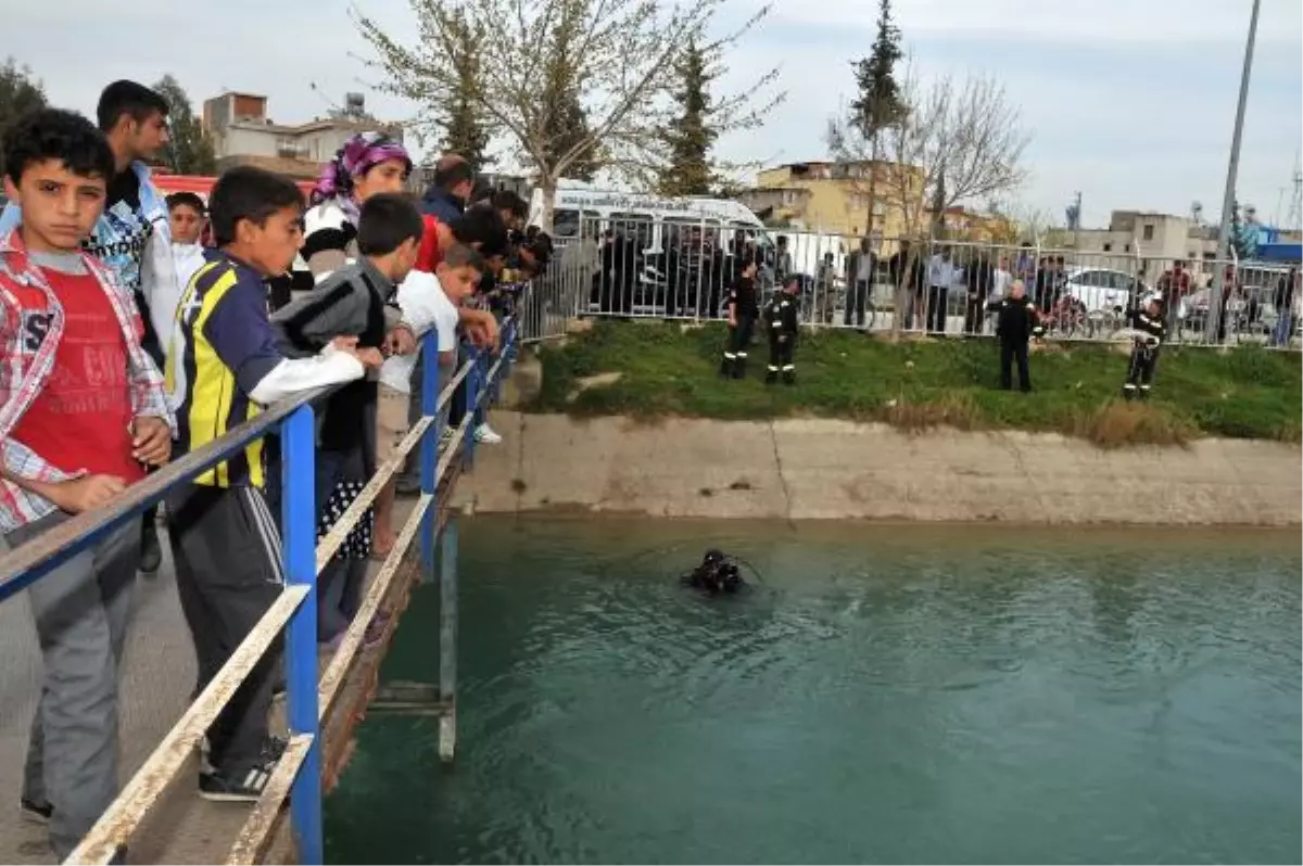 Oyun Oynarken Kanala Düştü