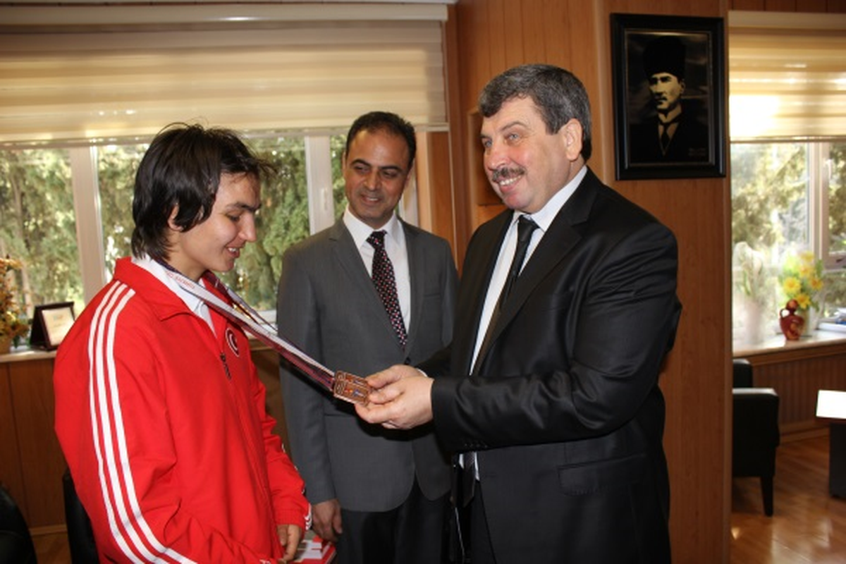 Özel Sporcumuz Saliha\'dan Milli Başarı