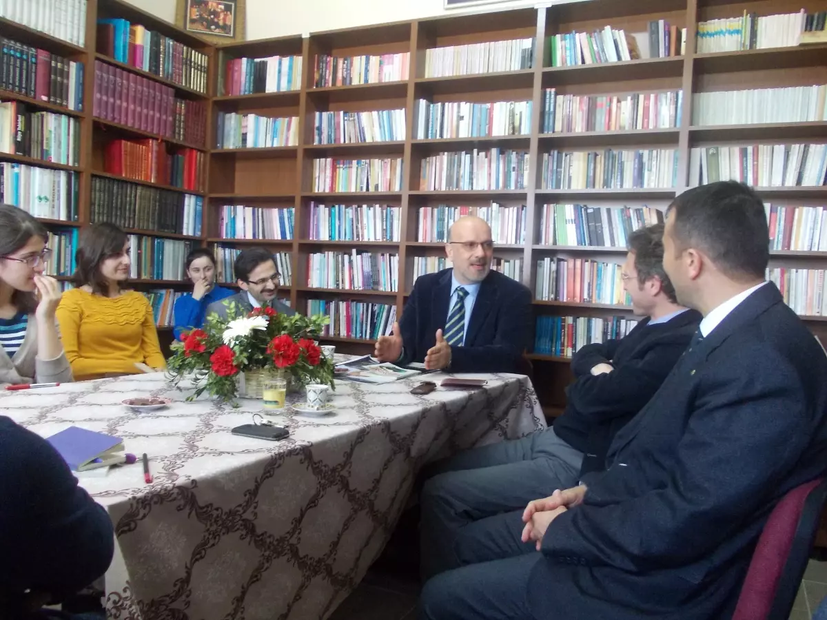 Prof. Dr. Hakan Poyraz, İkinci Kez Cemil Meriç Sosyal Bilimler Lisesi\'nde