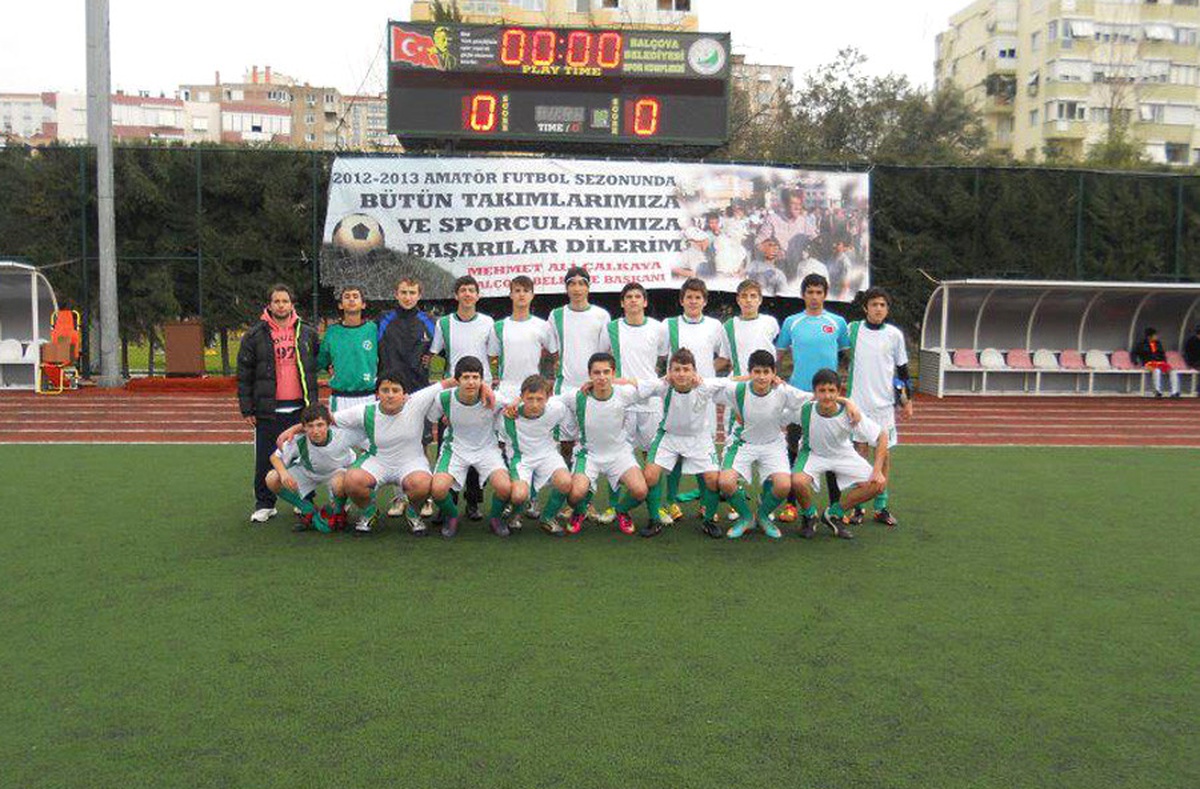 Urla Gençlik U16 Takımı, Sessiz Sedasız Şampiyon Oldu